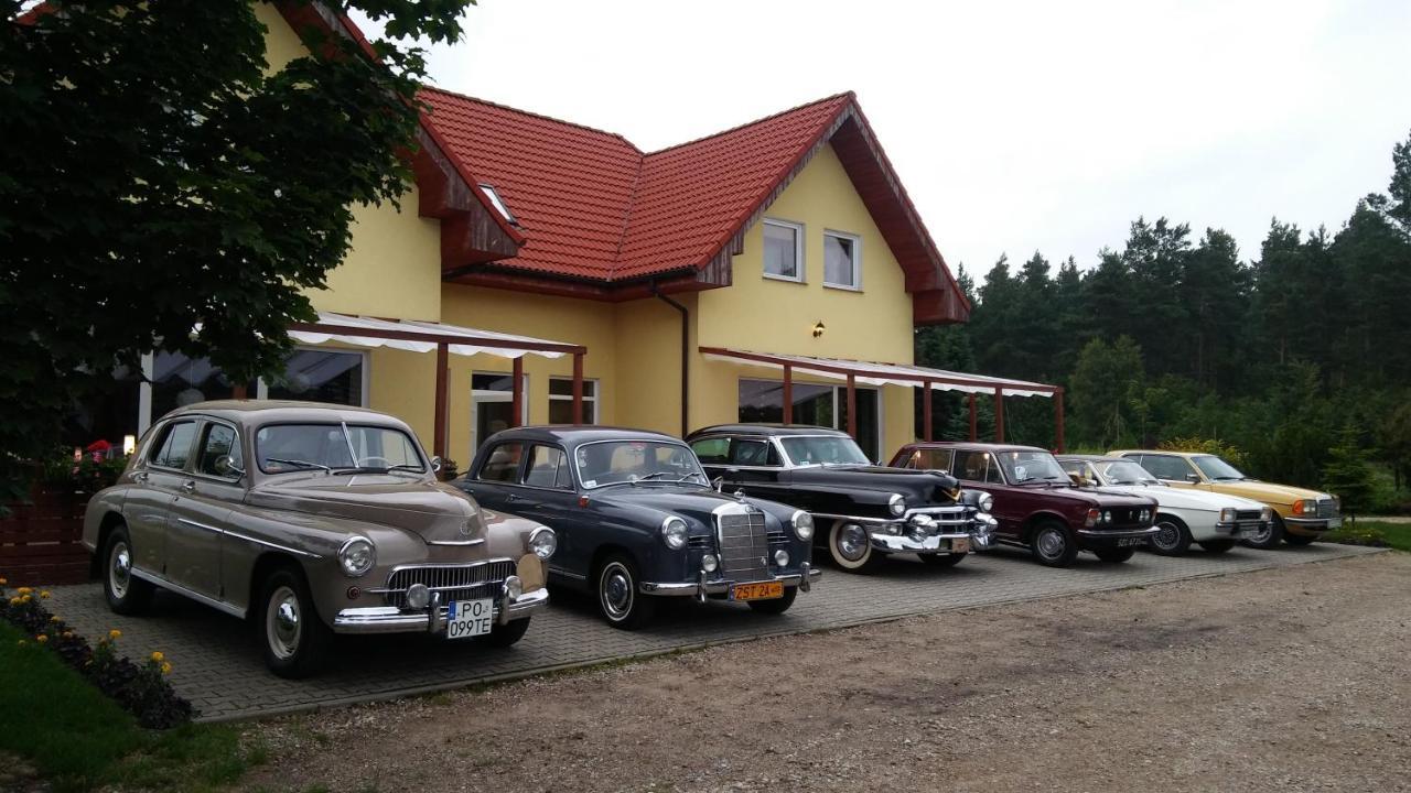 Pokoje Goscinne Przylesie Lobez Bagian luar foto